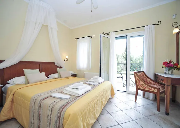 Lemonia Yaliskari Bay * 기마리