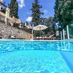 Lemonia Yaliskari Bay * Jimári